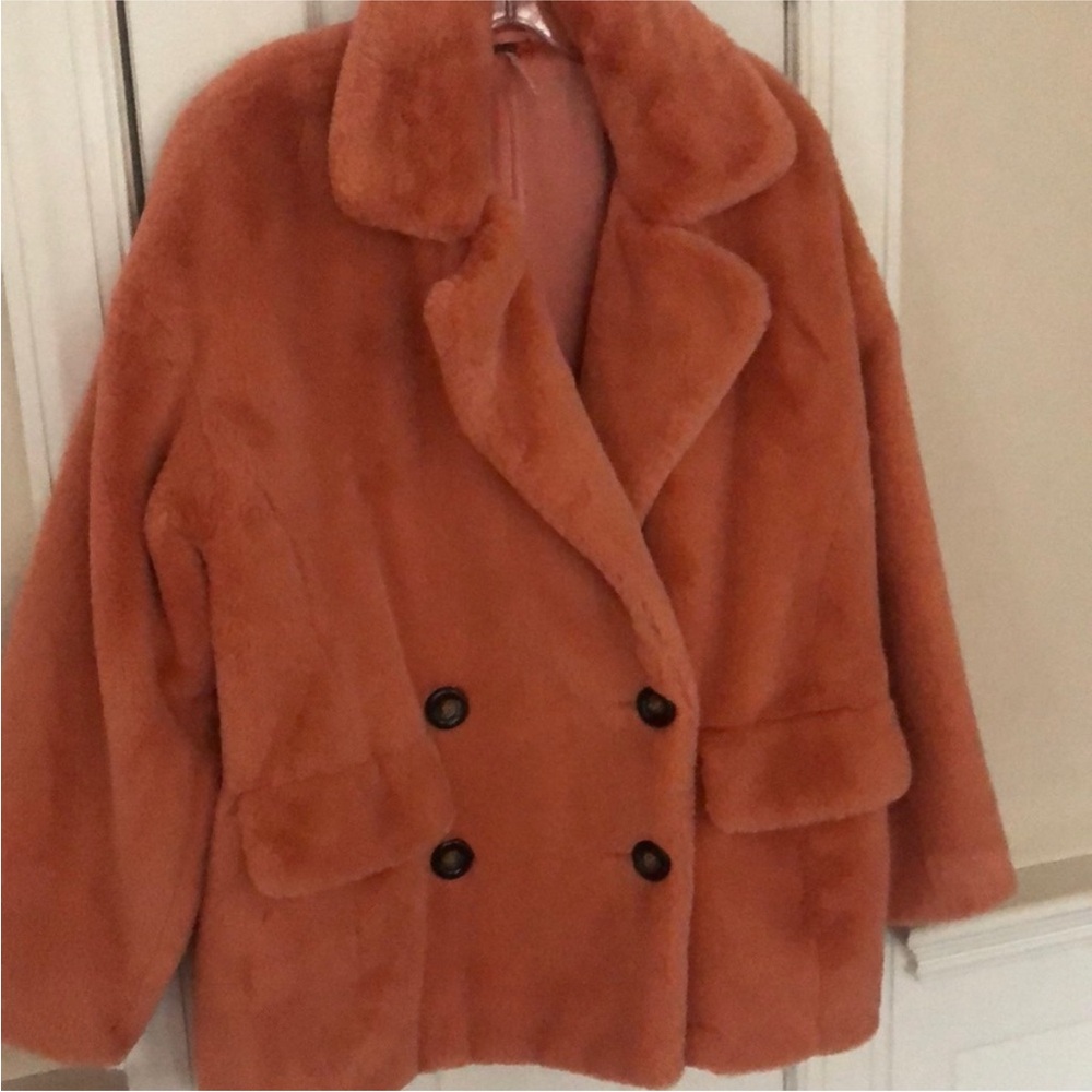 Free People Kate Faux Fur Jacket in Coral S - Picture 7 of 7